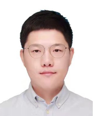 吴亚伟